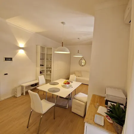 La Casa Bianca Di Jo Appartement *