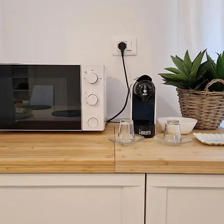 La Casa Bianca Di Jo Апартаменты *